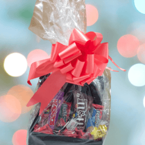 Christmas hamper with doggy key chain