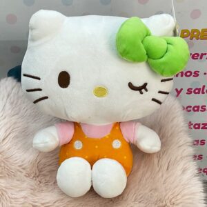 Peluche Hello Kitty con Moño Verde y Overol Naranja - Juguete Suave y Adorable