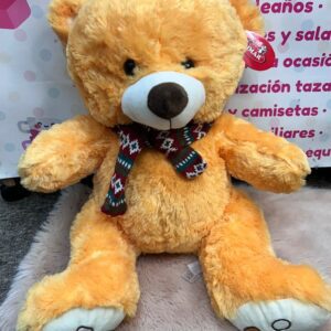 Peluche Gigante de Oso Naranja con Bufanda Colorida – Suave y Acogedor