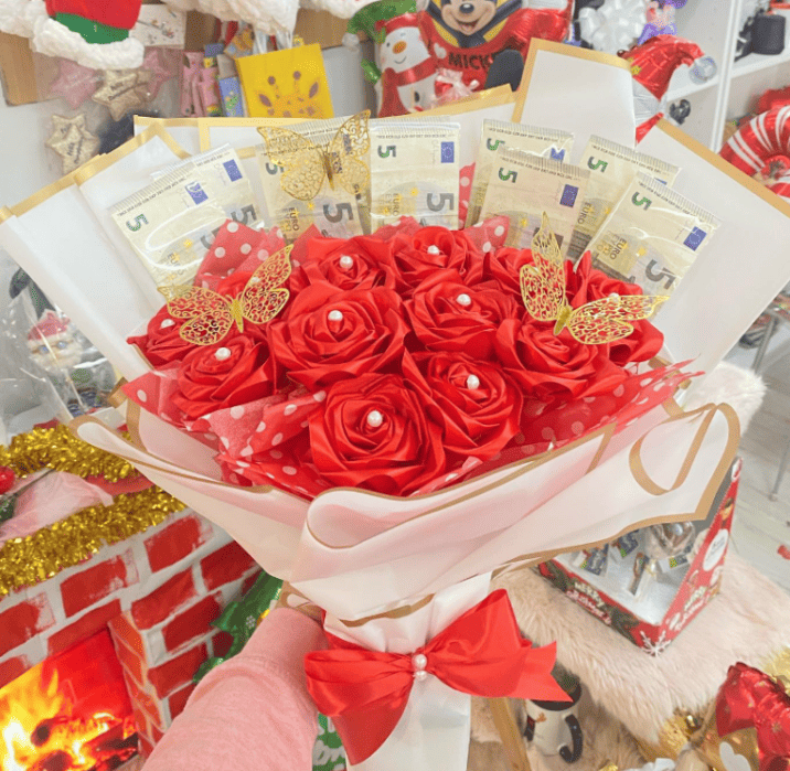 Ramo de rosas personalizado como regalo romántico