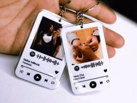 Tienda de regalos originales en Madrid llaveros personalizados